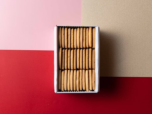 W大阪 オリジナルクッキー缶（36枚入り）