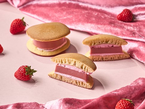 苺プリンどら焼き